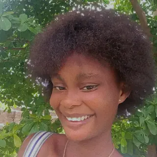 Face Model for Beauty, Skincare & Lifestyle Brands - Clean UGC Photos & Video